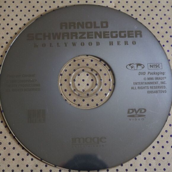 Hollywood Hero DVD DISC ONLY - Picture 1 of 1